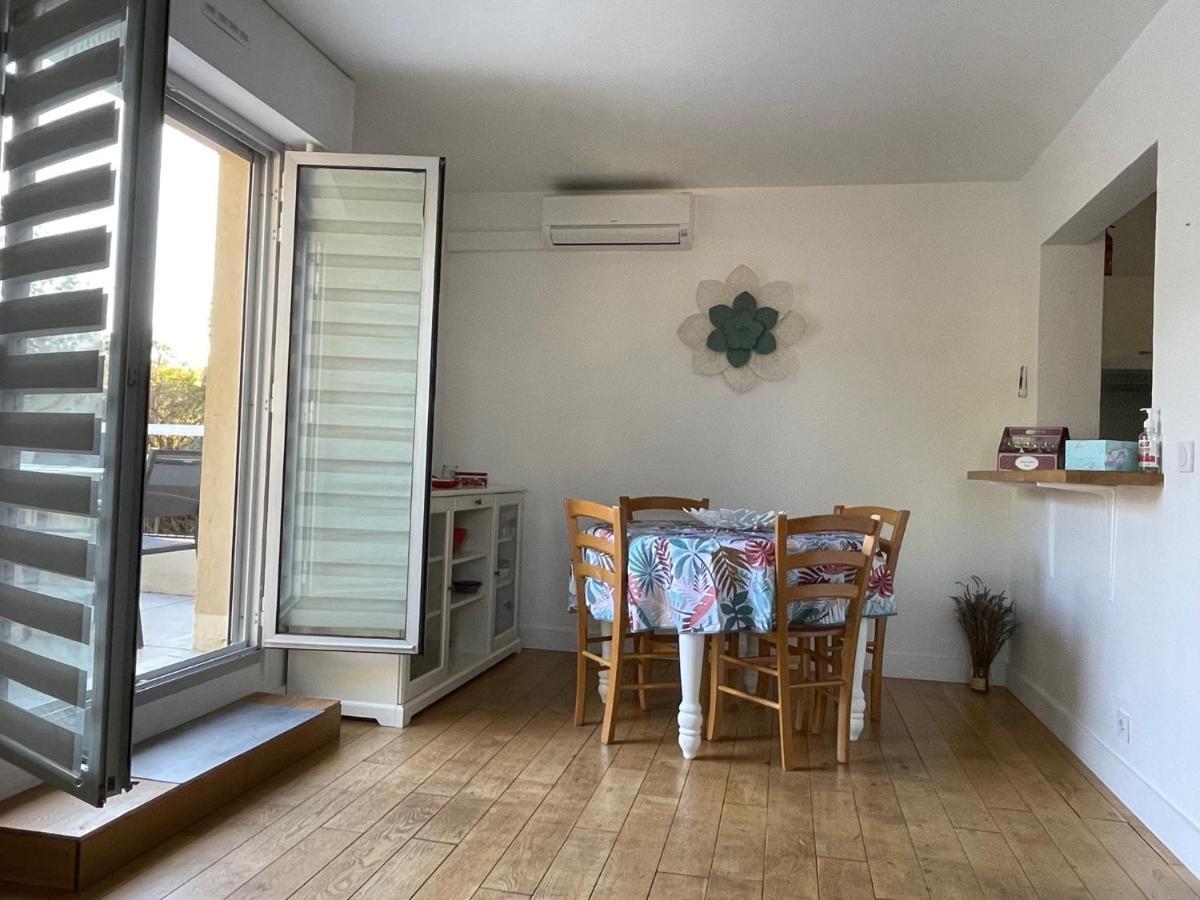 T2 Boulouris -St Raphael, 150 Metres De La Mer Сен-Рафаель Екстер'єр фото